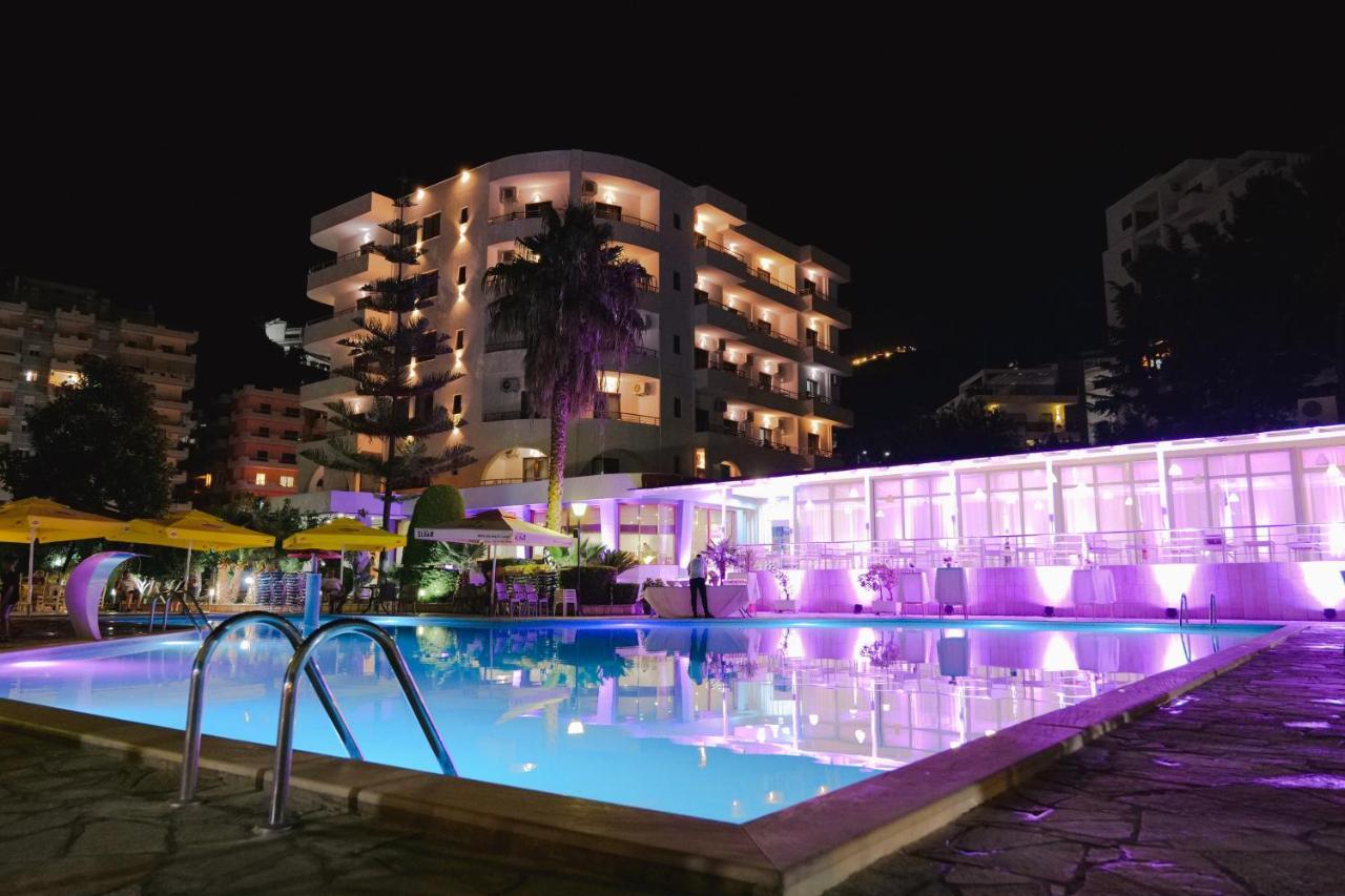 Hotel Mediterrane Саранде Екстериор снимка