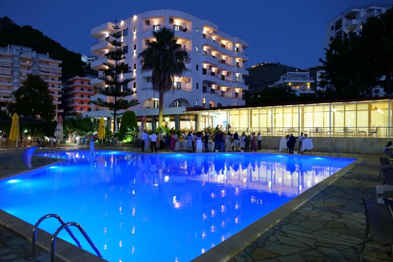Hotel Mediterrane Саранде Екстериор снимка