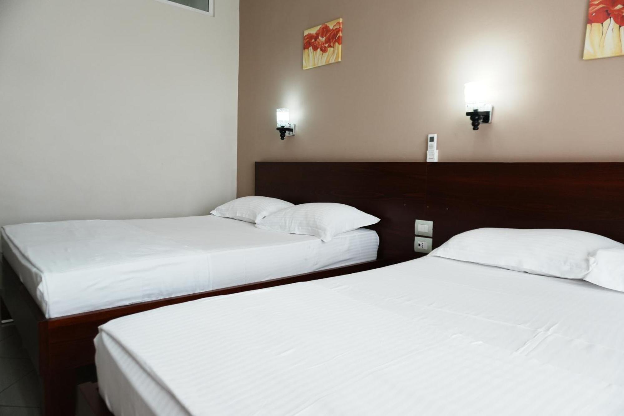 Hotel Mediterrane Саранде Екстериор снимка